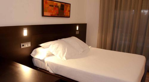 Imagen de la habitación del Hotel La Ermita, Brunete. Foto 5