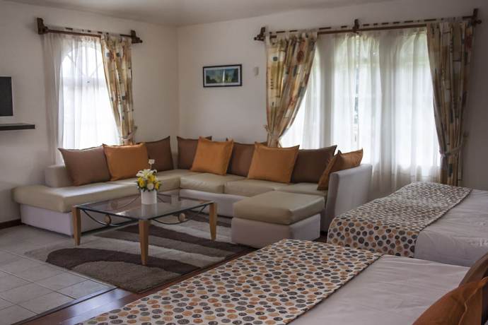 Imagen de la habitación del Hotel La Esmeralda en el Encanto Petit. Foto 7