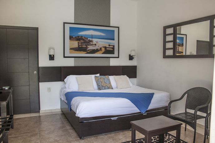 Imagen de la habitación del Hotel La Esmeralda en el Encanto Petit. Foto 9