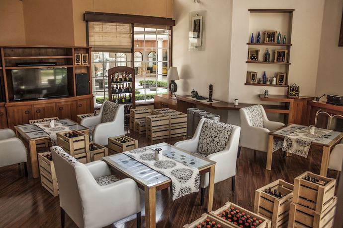 Imagen de los interiores del Hotel La Esmeralda en el Encanto Petit. Foto 18