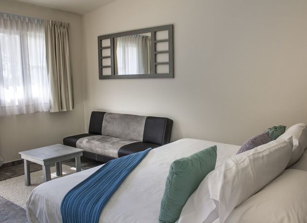 Imagen de la habitación del Hotel La Esmeralda en el Encanto Petit. Foto 11