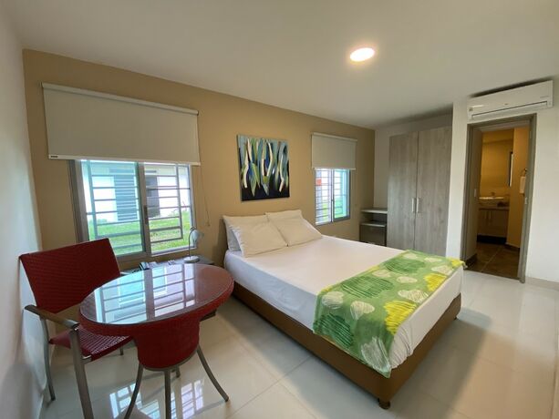 Imagen de la habitación del Hotel La Esperanza Ciudad Jardin. Foto 22
