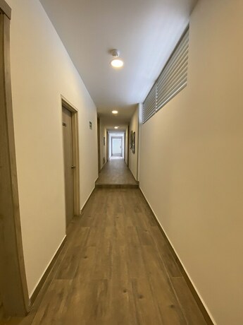 Imagen de los interiores del Hotel La Esperanza Ciudad Jardin. Foto 37