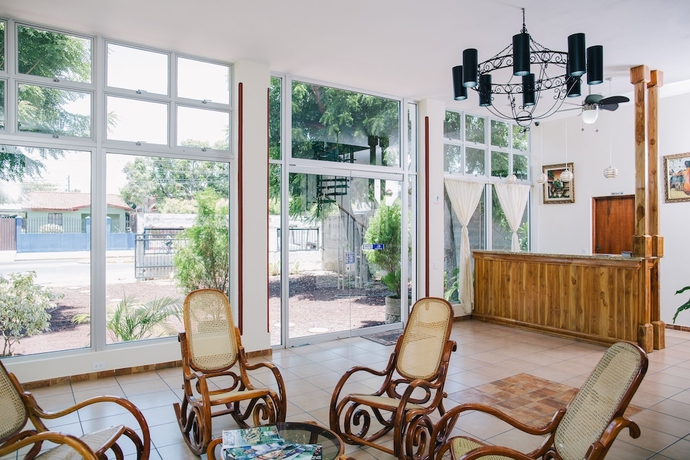 Imagen de los interiores del Hotel La Estación Granada. Foto 15