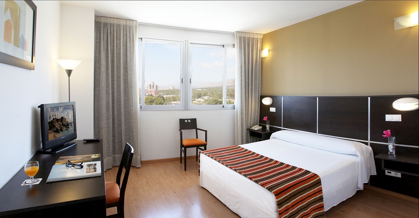 Imagen de la habitación del Hotel La Estacion, Benidorm Centro. Foto 7