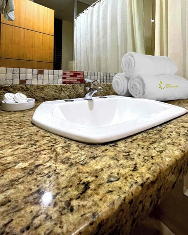Imagen de la habitación del Hotel La Estancia, Barquisimeto. Foto 7
