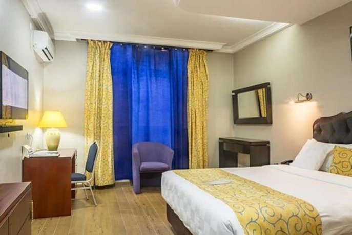 Imagen general del Hotel La Falaise Bonanjo. Foto 2