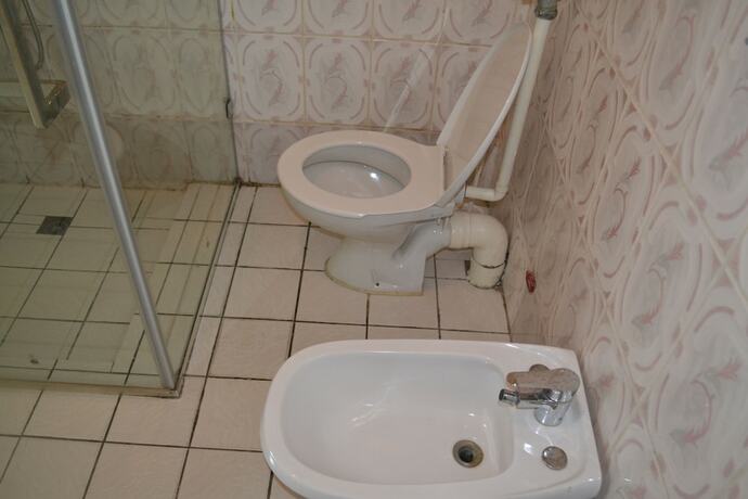 Imagen general del Hotel La Falaise Bonanjo. Foto 10