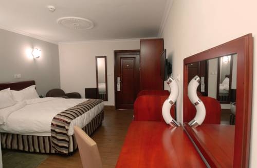 Imagen de la habitación del Hotel La Falaise. Foto 5