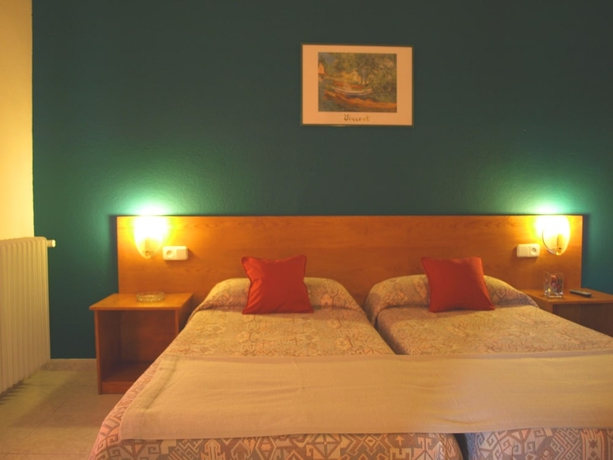 Imagen de la habitación del Hotel La Farga. Foto 18