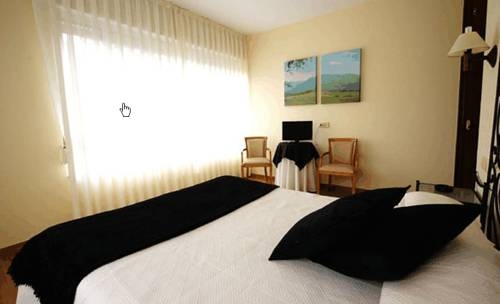 Imagen de la habitación del Hotel La Farola Del Mar. Foto 8