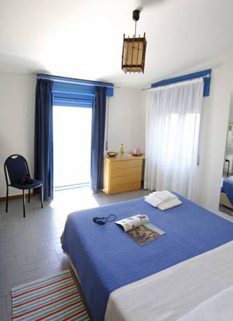 Imagen de la habitación del Hotel La Favorita, Cala Gonone. Foto 5