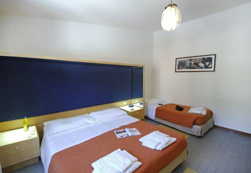 Imagen de la habitación del Hotel La Favorita, Cala Gonone. Foto 11