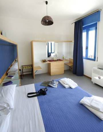 Imagen de la habitación del Hotel La Favorita, Cala Gonone. Foto 13