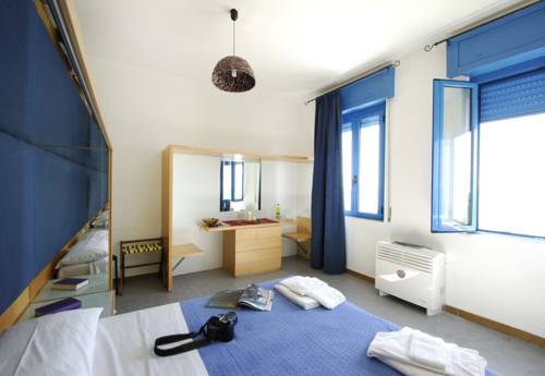 Imagen de la habitación del Hotel La Favorita, Cala Gonone. Foto 14