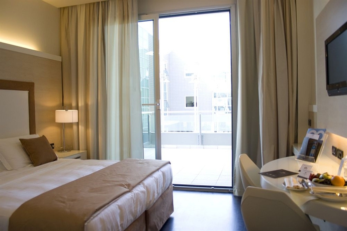 Imagen de la habitación del Hotel La Favorita, MANTUA. Foto 9