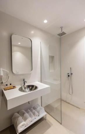 Imagen general del Hotel La Favorita, Tirana. Foto 7