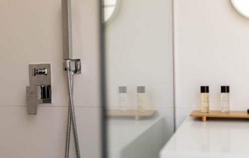 Imagen de la habitación del Hotel La Favorita, Tirana. Foto 18