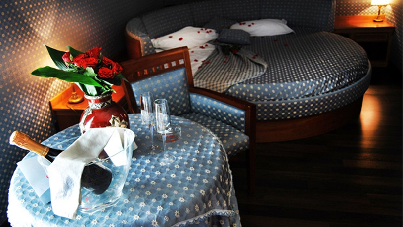 Imagen de la habitación del Hotel La Fayette. Foto 10