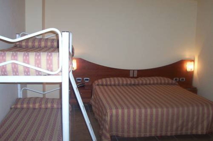 Imagen de la habitación del Hotel La Fenice, Castel di Sangro. Foto 11