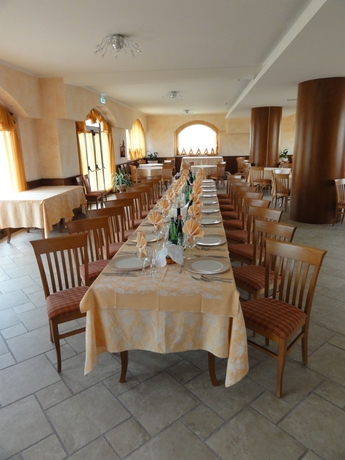Imagen del bar/restaurante del Hotel La Fenice, Castel di Sangro. Foto 3