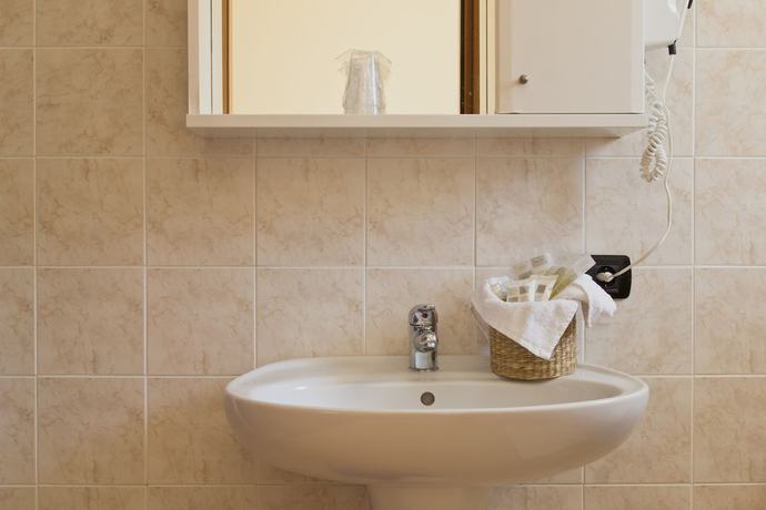 Imagen de la habitación del Hotel La Fenice, Lignano Sabbiadoro. Foto 11