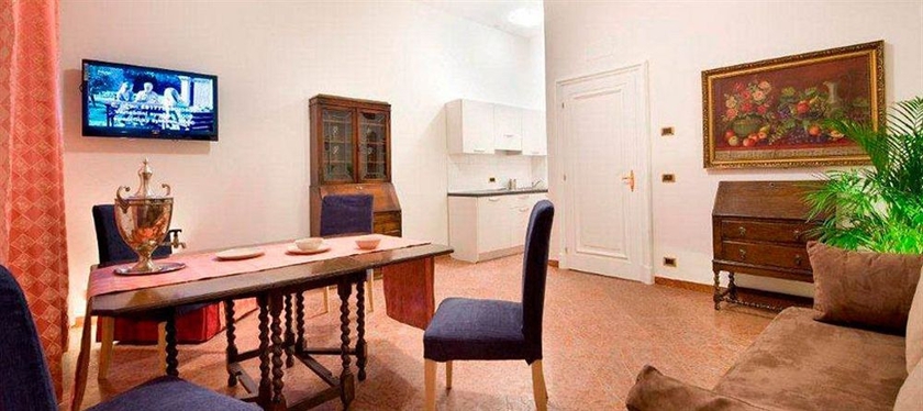 Imagen de los interiores del Hotel La Fenice, Praga. Foto 10