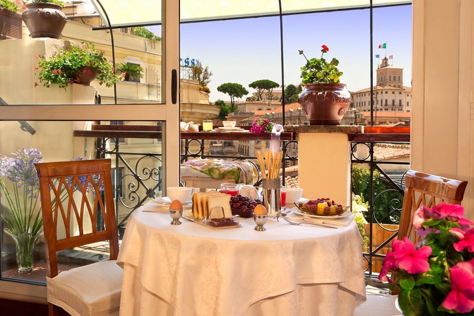 Imagen del bar/restaurante del Hotel La Fenice, Roma. Foto 4