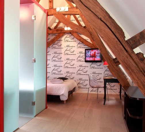 Imagen de la habitación del Hotel La Ferme Blanche, The Originals Relais (relais Du Silence). Foto 9