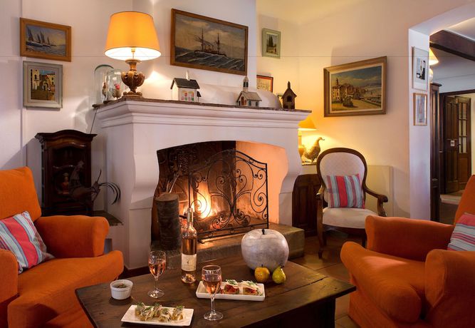Imagen de los interiores del Hotel La Ferme D'augustin. Foto 19