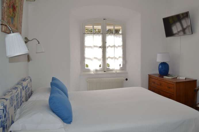 Imagen de la habitación del Hotel La Ferme D'augustin. Foto 12