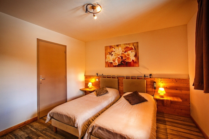 Imagen de la habitación del Hotel La Ferme De L'izoard. Foto 14