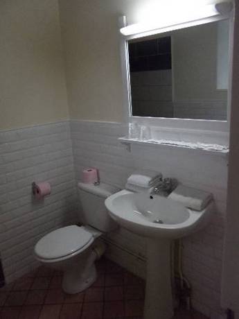 Imagen de la habitación del Hotel La Ferme De Mondésir. Foto 8