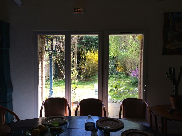 Imagen del bar/restaurante del Hotel La Ferme De Thoudiere. Foto 6