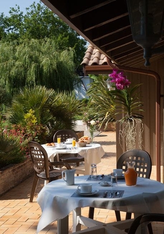 Imagen del bar/restaurante del Hotel La Ferme D'en Chon. Foto 3