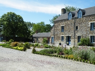 Imagen general del Hotel La Ferme Des Mares, The Originals Relais (relais Du Silence). Foto 3