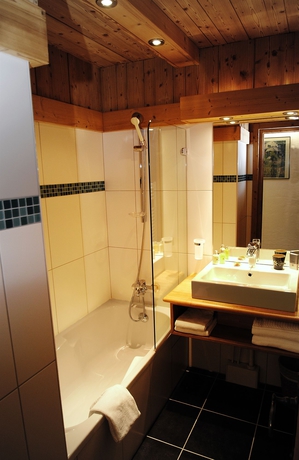 Imagen de la habitación del Hotel La Ferme Du Golf. Foto 6