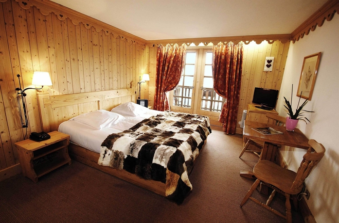 Imagen de los interiores del Hotel La Ferme Du Golf. Foto 13