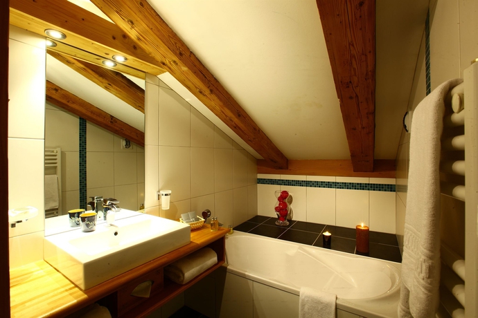 Imagen de la habitación del Hotel La Ferme Du Golf. Foto 8