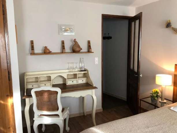 Imagen de la habitación del Hotel La Ferme de la Huppe. Foto 17