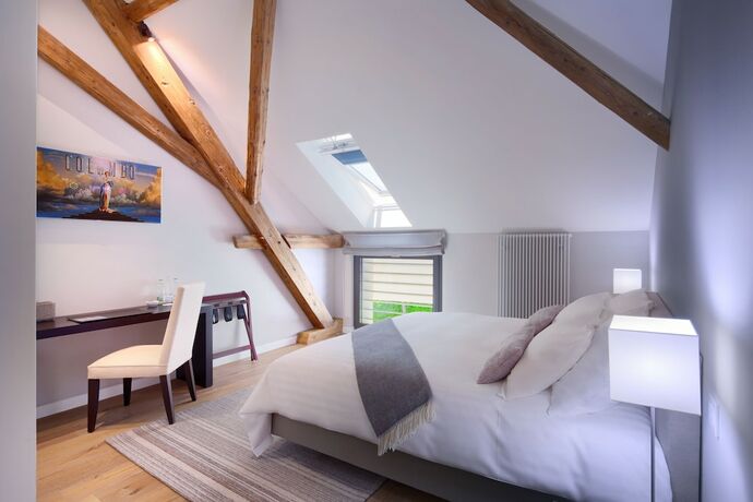 Imagen de la habitación del Hotel La Ferme du Ch&acirc;teau. Foto 16