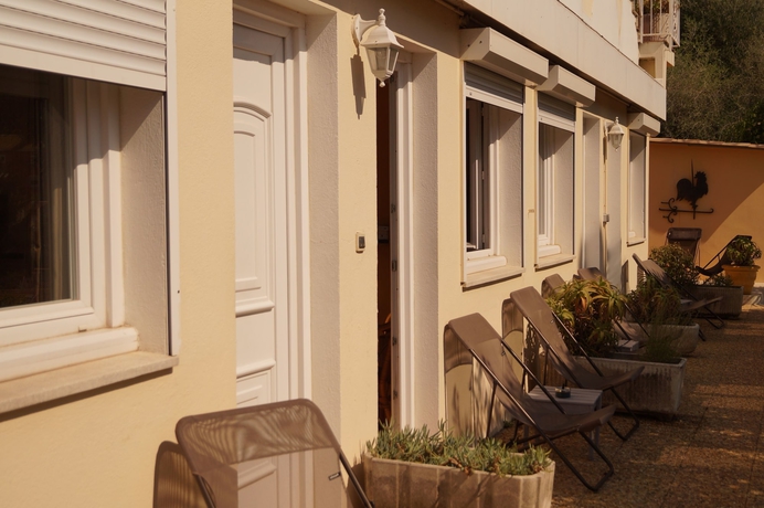 Imagen de los exteriores del Hotel La Fiancée Du Pirate. Foto 15