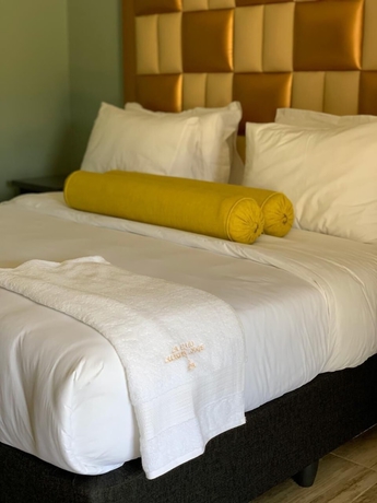 Imagen de la habitación del Hotel La Fiato Luxury Lodge. Foto 3