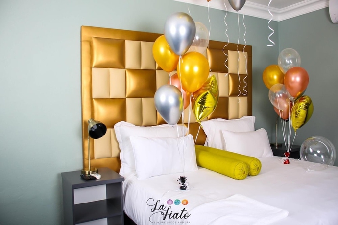 Imagen de la habitación del Hotel La Fiato Luxury Lodge. Foto 16