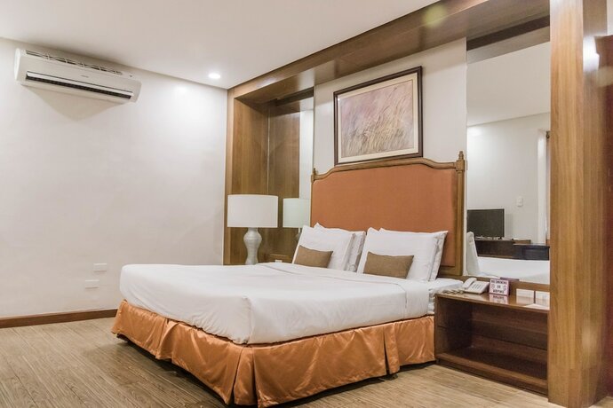 Imagen de la habitación del Hotel La Fiesta. Foto 11