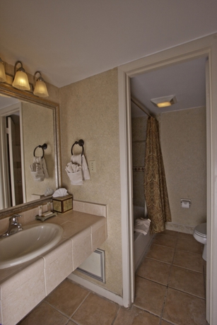 Imagen de la habitación del Hotel La Fiesta Ocean Inn and Suites. Foto 3