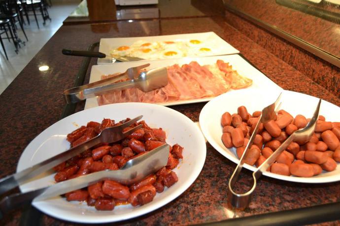 Imagen general del Hotel La Figuerola and Restaurant. Foto 8