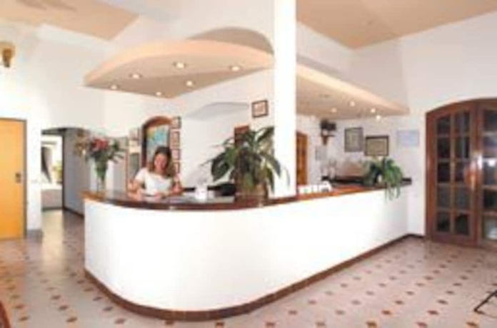 Imagen de los interiores del Hotel La Filadelfia. Foto 16