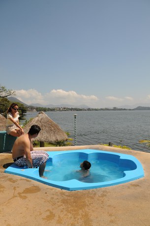 Imagen de la piscina del Hotel La Finca, Catemaco. Foto 17