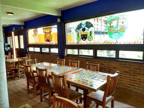 Imagen del bar/restaurante del Hotel La Finca Del Abuelo Teotihuacan. Foto 6